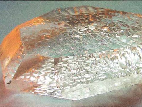 Alumiiniumnanooksiidi lisandiga kasvatatud monokristall