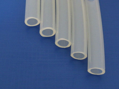 Tubes from transparent rubber with nano additives