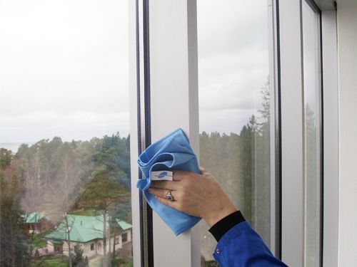 Glass window protecting with Nanoformula product